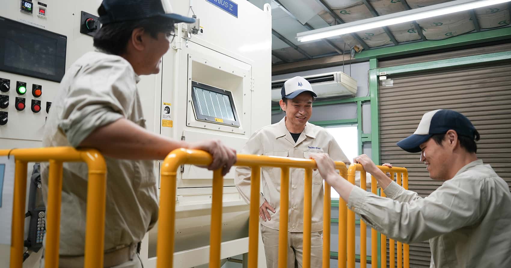 テクノフロントで働く社員
